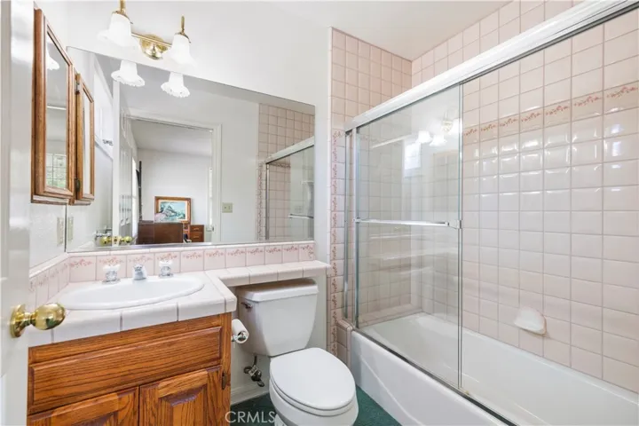bedroom #3 ensuite bath