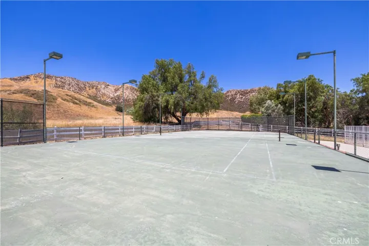 tennis/sports court