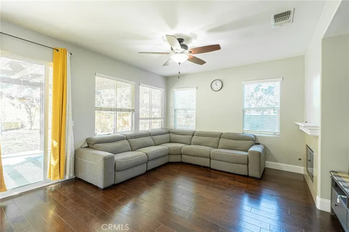 40601 Cebu, Temecula, California 92591