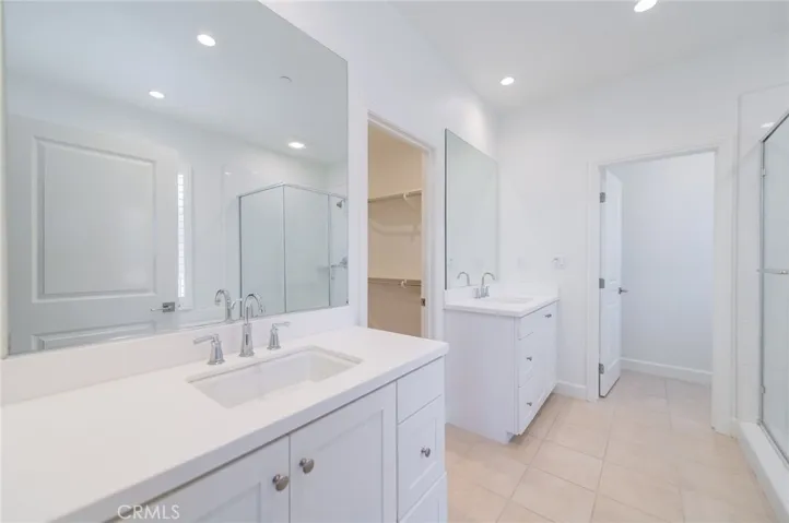 60 Quentin, Irvine, California 92620