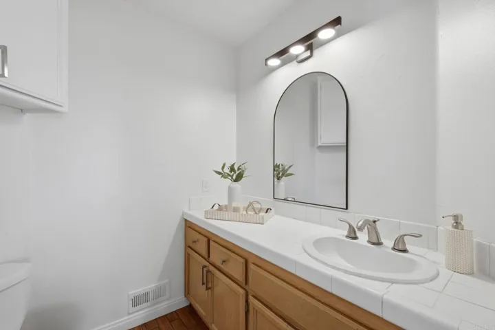 217 Camille Way, Vista, California 92083