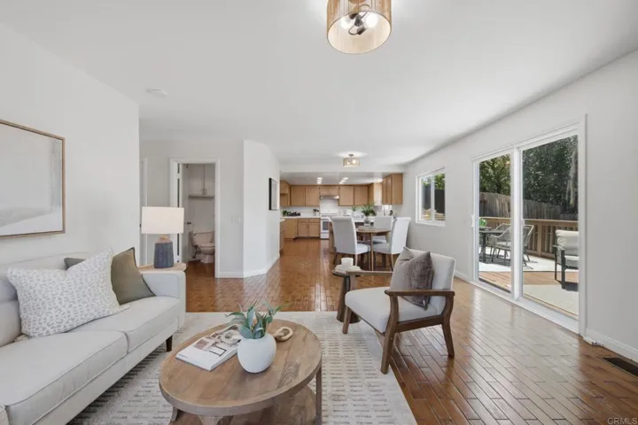 217 Camille Way, Vista, California 92083
