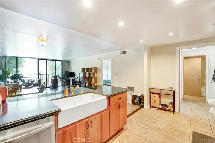 10966 Rochester 1b, Los Angeles, California 90024