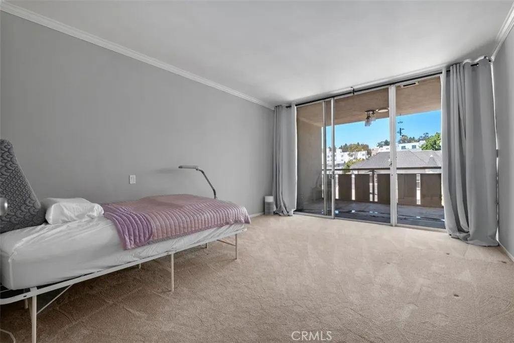 Spacious bedroom