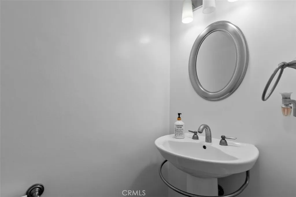 Powder room