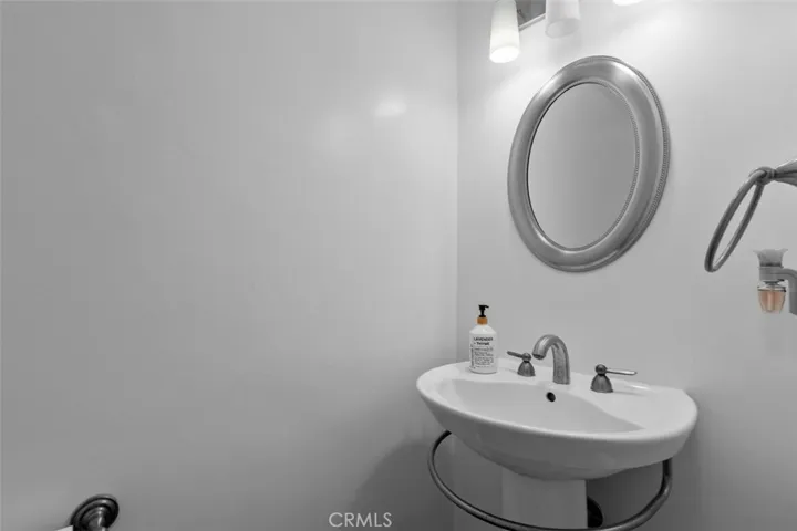Powder room