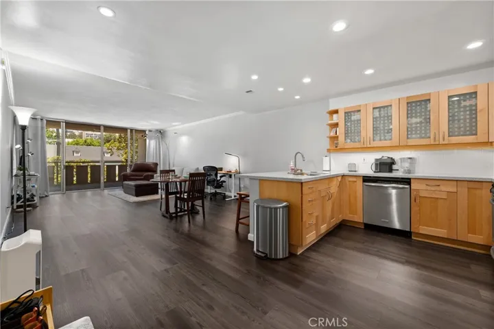11044 Ophir 403, Los Angeles, California 90024
