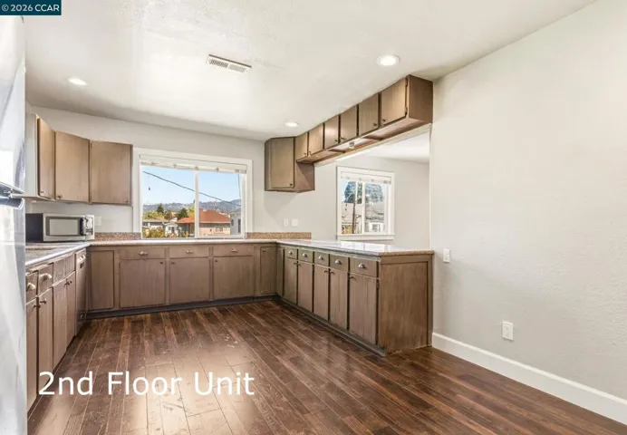 557 43rd St, Oakland, California 94609