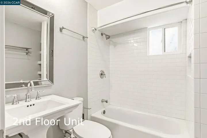 557 43rd St, Oakland, California 94609