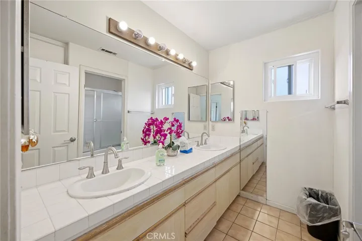Hallway Bathroom
