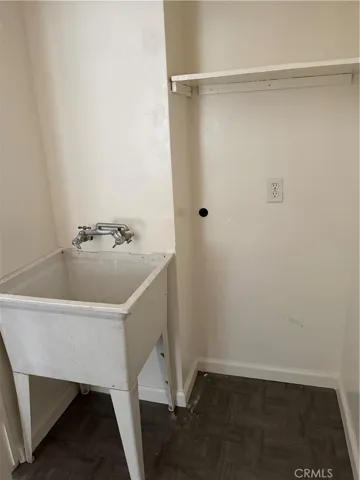 Laundry hookup
