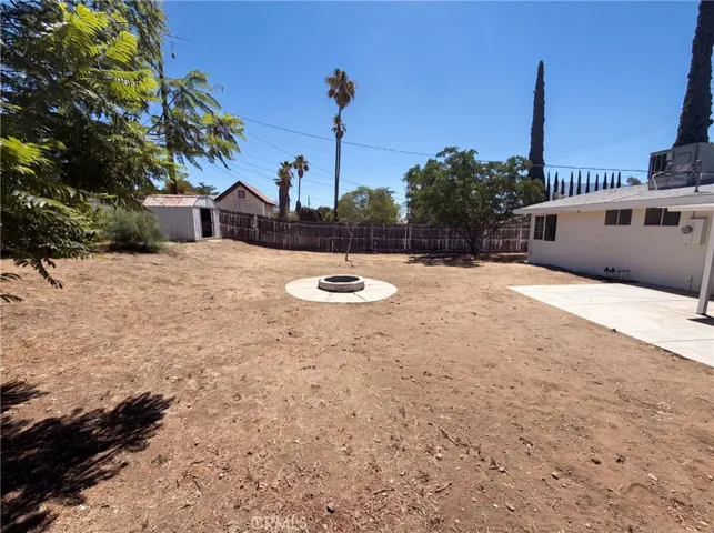 415 E Indian School, Banning, California 92220