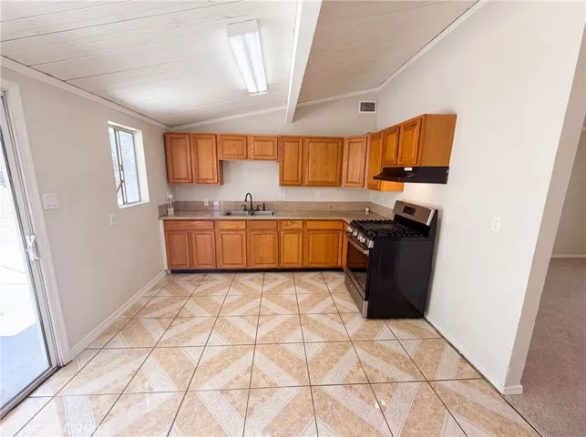415 E Indian School, Banning, California 92220