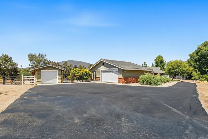 2650 Calle De Compadres, Alpine, California 91901