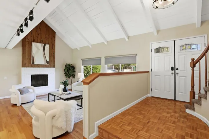 560 Tawny Drive, Pleasanton, California 94566