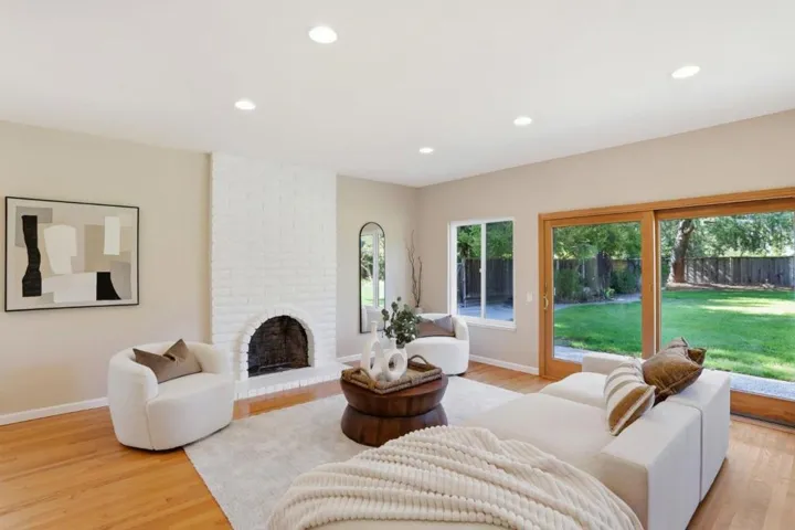 560 Tawny Drive, Pleasanton, California 94566