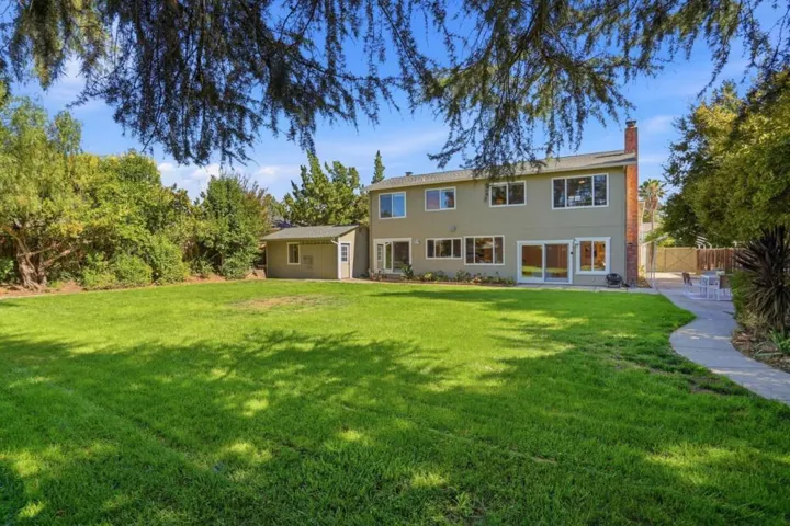 560 Tawny Drive, Pleasanton, California 94566