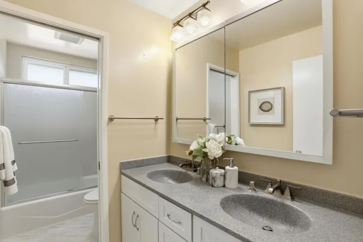 560 Tawny Drive, Pleasanton, California 94566