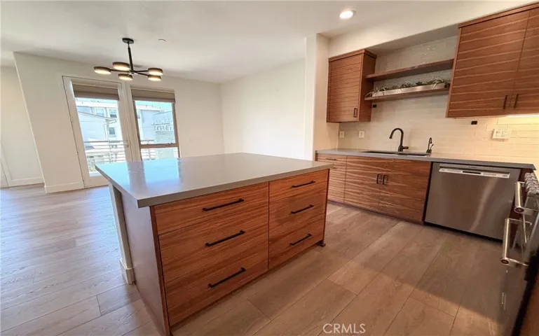 Ample Storage