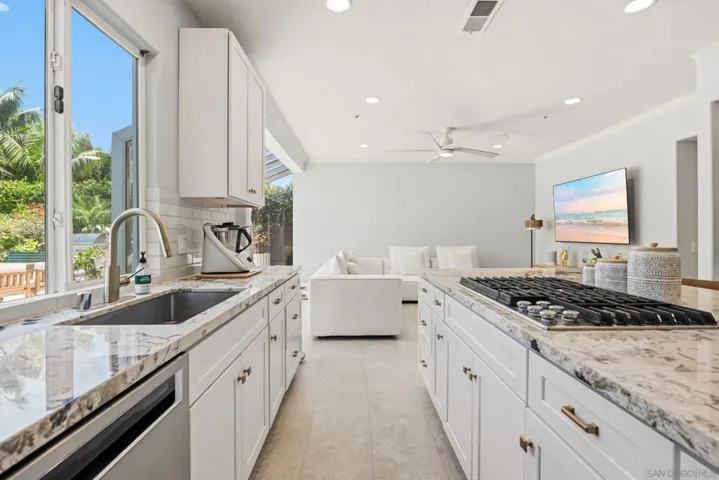 , San Diego, California 92130