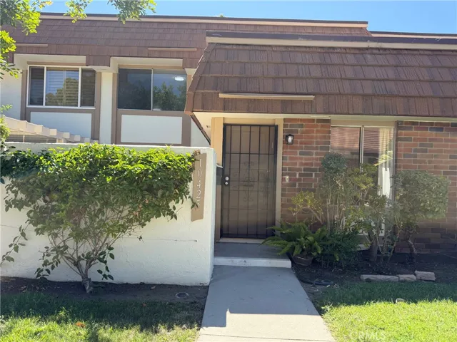 10425 Larwin Avenue, Los Angeles, California 91311