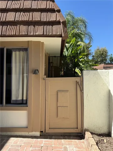 10425 Larwin Avenue, Los Angeles, California 91311