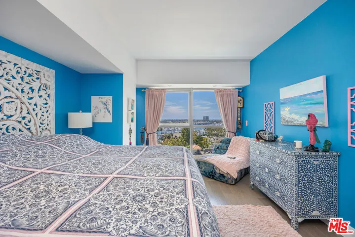 13700 Marina Pointe Drive 1016, Marina Del Rey, California 90292
