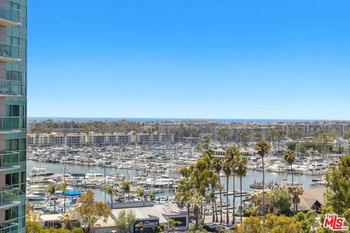 13700 Marina Pointe Drive 1016, Marina Del Rey, California 90292