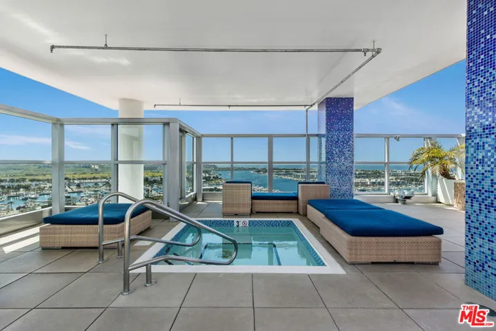 13700 Marina Pointe Drive 1016, Marina Del Rey, California 90292