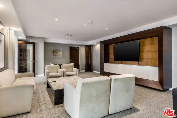 13700 Marina Pointe Drive 1016, Marina Del Rey, California 90292