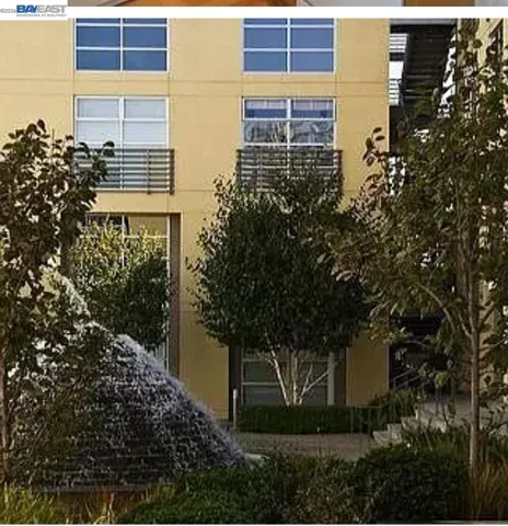 411 Francisco St, San Francisco, California 94133-1234