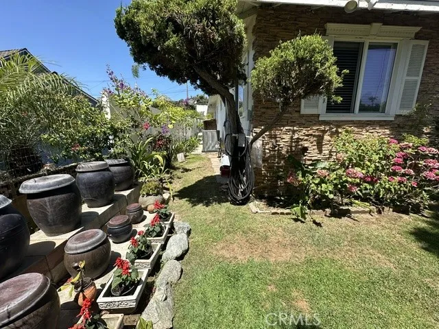 14721 Stanton, La Mirada, California 90638