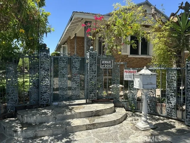 14721 Stanton, La Mirada, California 90638