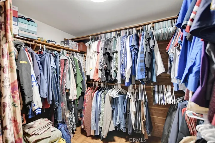 Main Bedroom's Closet