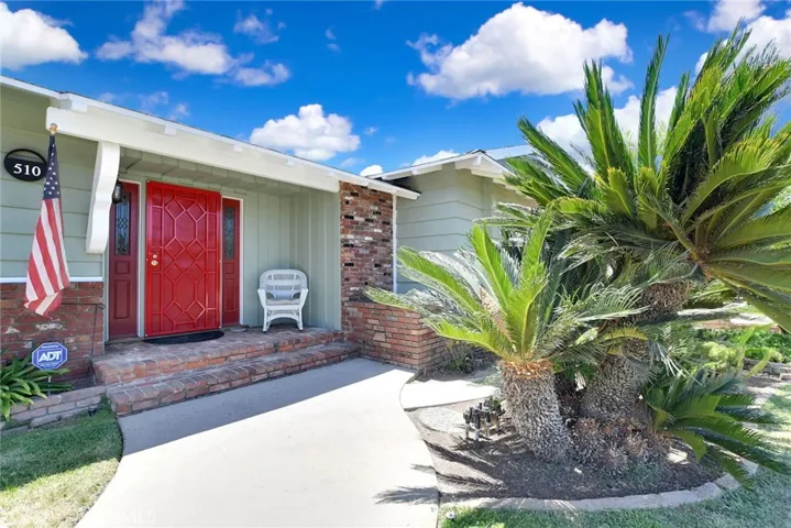510 Fernshaw, La Verne, California 91750