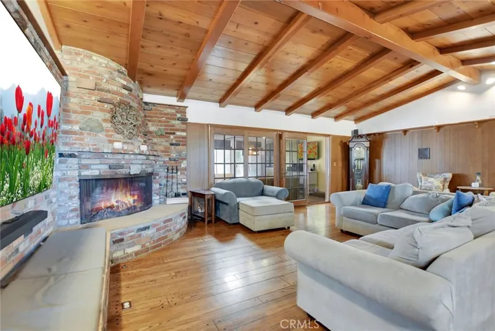 510 Fernshaw, La Verne, California 91750