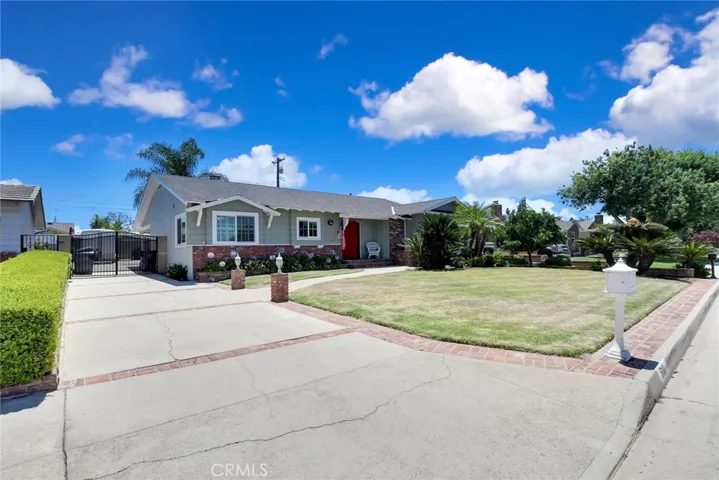 510 Fernshaw, La Verne, California 91750