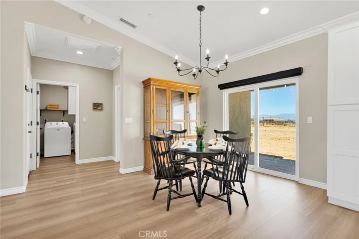 10770 Chipmunk, Apple Valley, California 92308