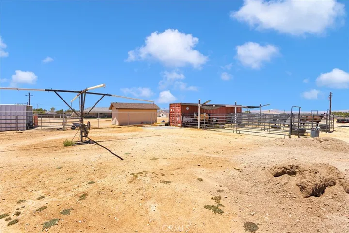 10770 Chipmunk, Apple Valley, California 92308