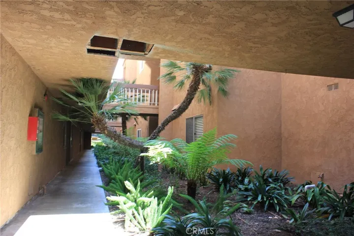 Walkway to unit 180