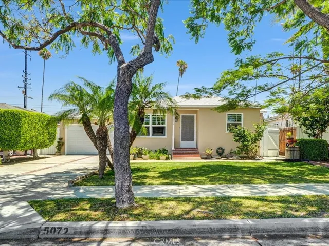 5072 Gardenia, Long Beach, California 90807