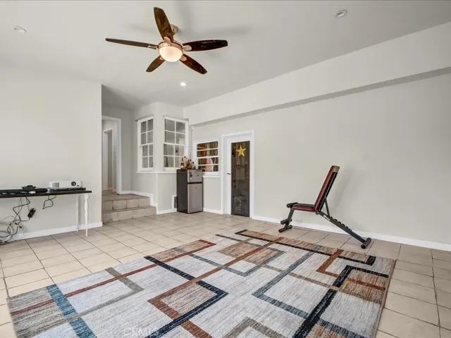 5072 Gardenia, Long Beach, California 90807