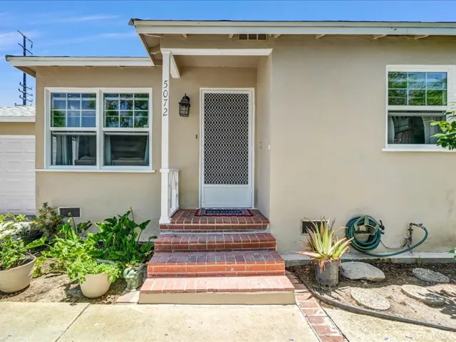 5072 Gardenia, Long Beach, California 90807