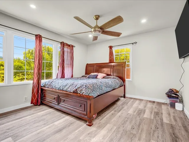 5072 Gardenia, Long Beach, California 90807