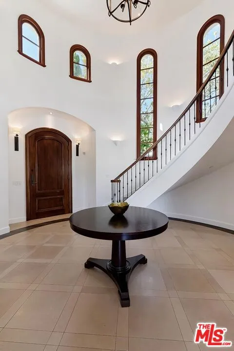 2134 La Mesa Drive, Santa Monica, California 90402 — photo 5
