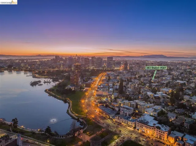 385 Jayne Ave 105, Oakland, California 94610