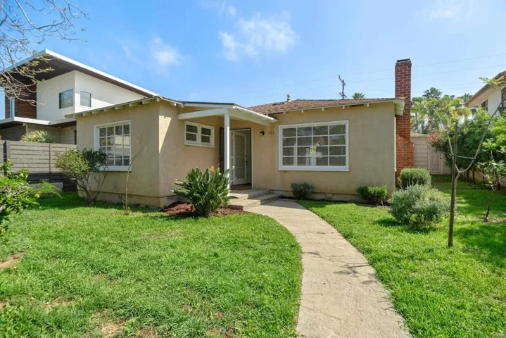 135 4th Street, Encinitas, California 92024