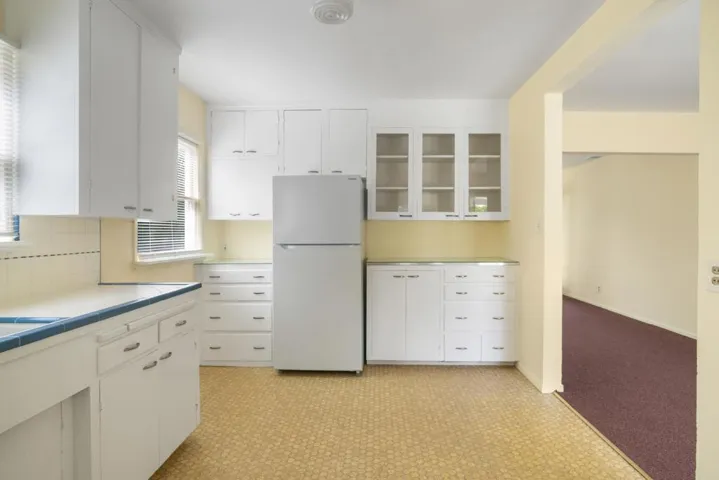135 4th Street, Encinitas, California 92024