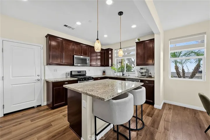 2841 Villa Catalonia Court, Corona, California 92881