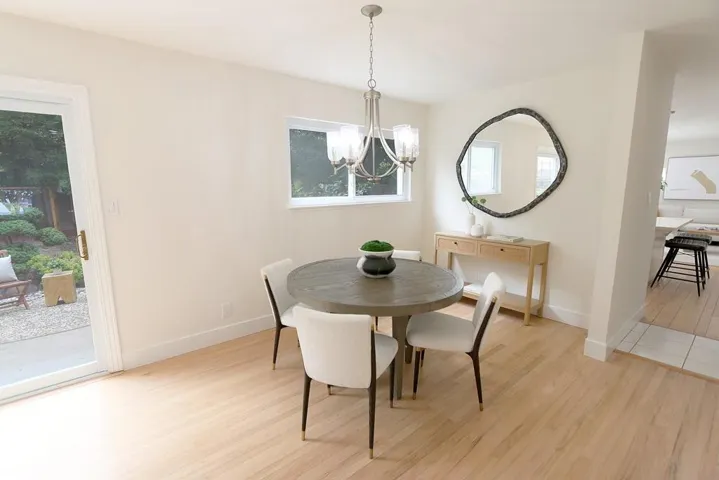 1522 Jamestown Drive, Cupertino, California 95014